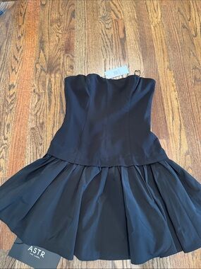 Astr Black Strapless Fit-and-Flare Cocktail Dress. XS new